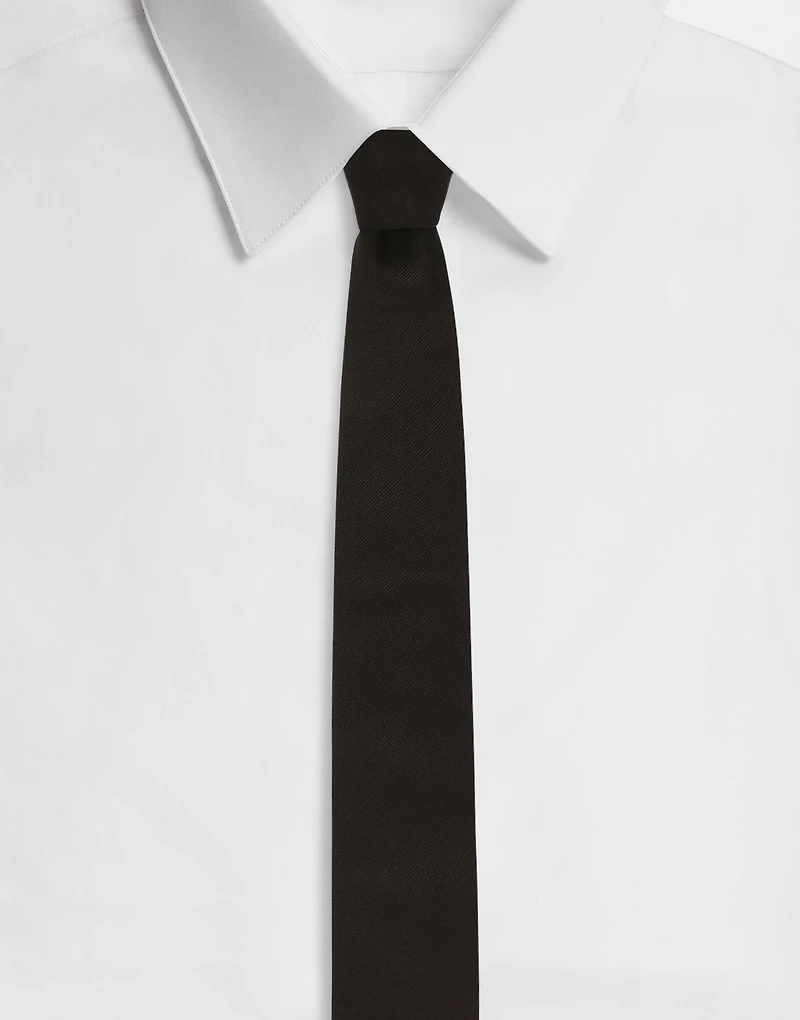 Silk tie