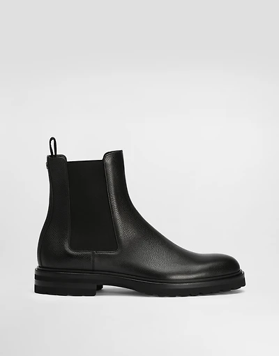 Grainy calfskin ankle boots