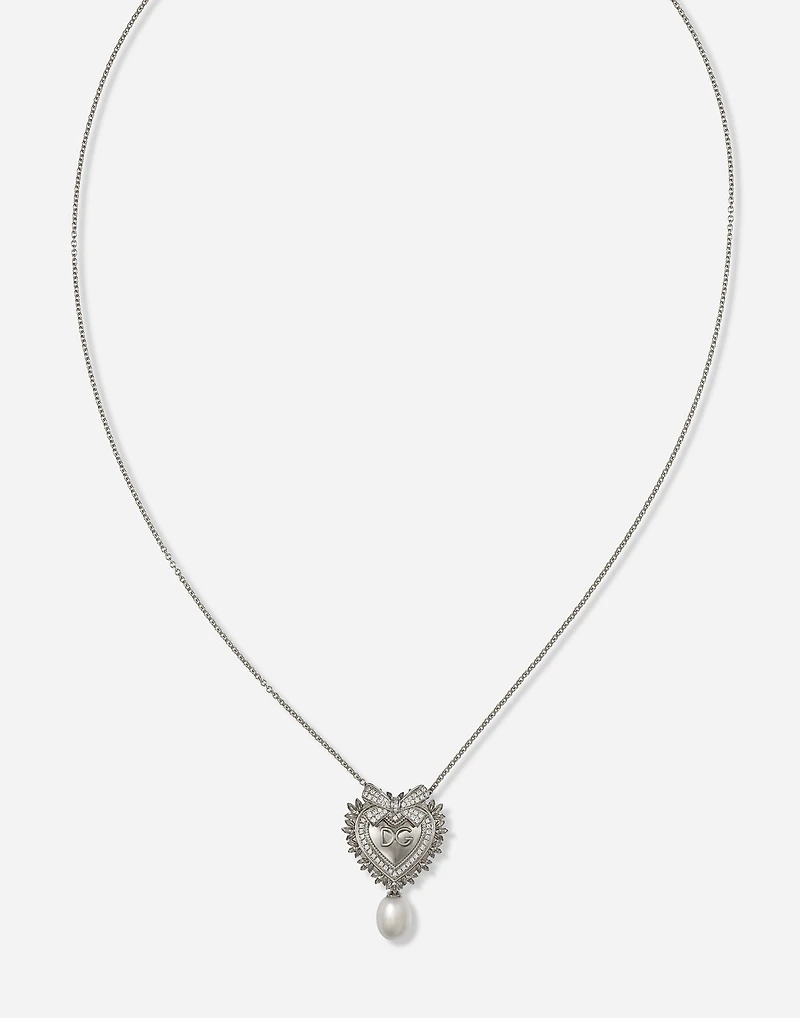 Devotion Necklace
 18 carat gold
