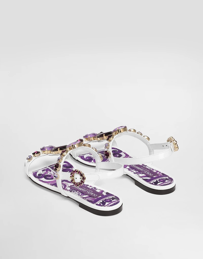 Flip-flops with jewel embroidery