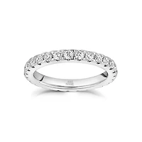 Bague Eternité Sertie de Zircons Cubiques de 2mm. Color: blanc | Doucet Latendresse