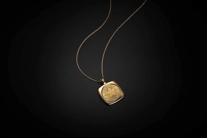 Pendentif Feuille d'Érable (FÉO) en Or 24K et Chaîne en Or 18K - 18