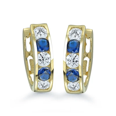 Boucles d'oreilles anneaux pour femme - Or jaune 10K & Zircons cubiques. Color: jaune | Doucet Latendresse