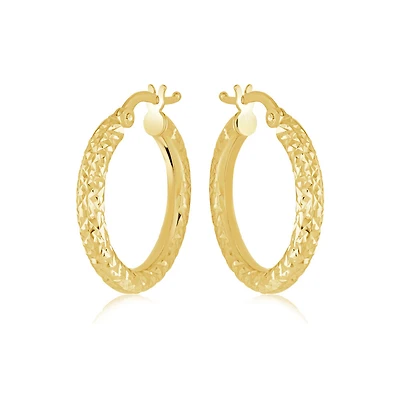 Boucles d'oreilles anneaux avec motif en or jaune 10K. Color: jaune | Doucet Latendresse