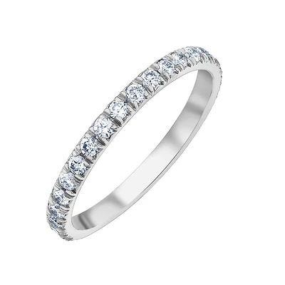 Bague semi-éternité en or blanc 14 carats avec diamant demi-carat cultivé en laboratoire. Color: blanc | Doucet Latendresse