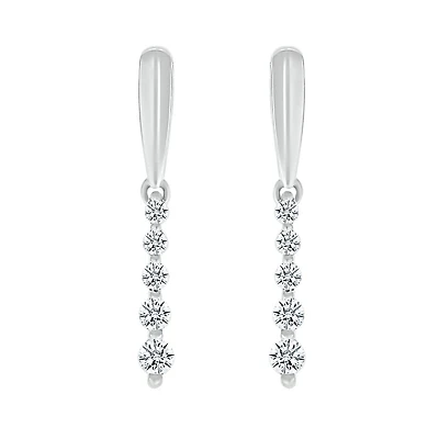 10-carat white gold & 25-point diamond earrings. Color: white | Doucet Latendresse
