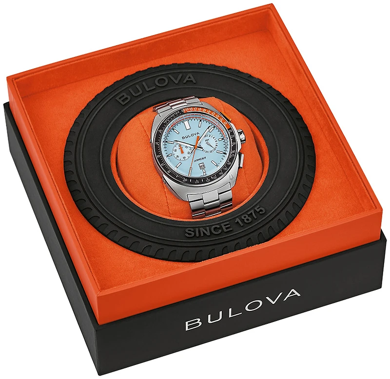 Montre Bulova Racer avec Bracelet et Boitier en Acier Inoxydable - 42mm | Doucet Latendresse