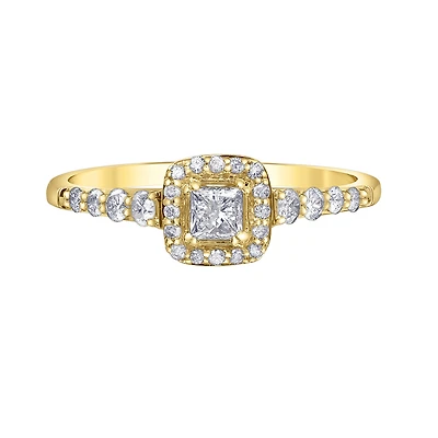 Women's Ring - Princess Cut by Eclat du Nord in 10k Gold & Diamonds. Color: yellow | Doucet Latendresse