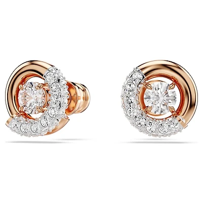 Clous d'Oreilles Dextera en Métal Plaqué Or Rose avec Cristaux Swarovski - 1.1 x 1.1 cm. Color: rose | Doucet Latendresse