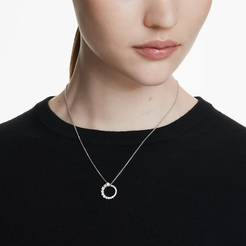 Collier Matrix en Métal Rhodié avec Perle et Cristaux Swarovski - 38 - 45 cm. Color: blanc | Doucet Latendresse