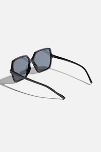 Oversized '70s Square Sunglasses