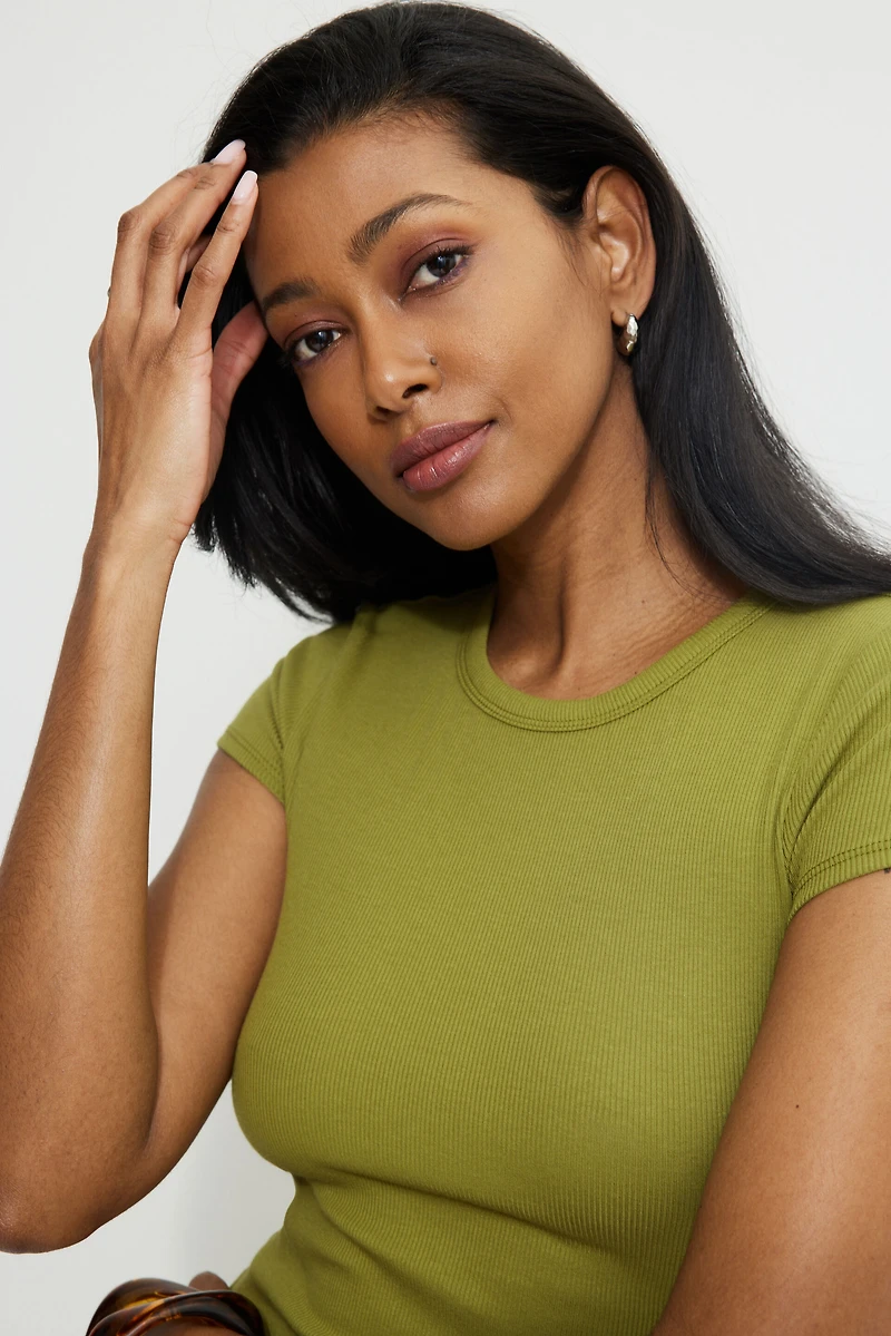 T-shirt côtelé à col rond Olive