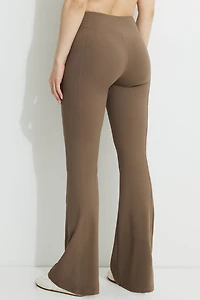 Legging à jambe semi-évasée
