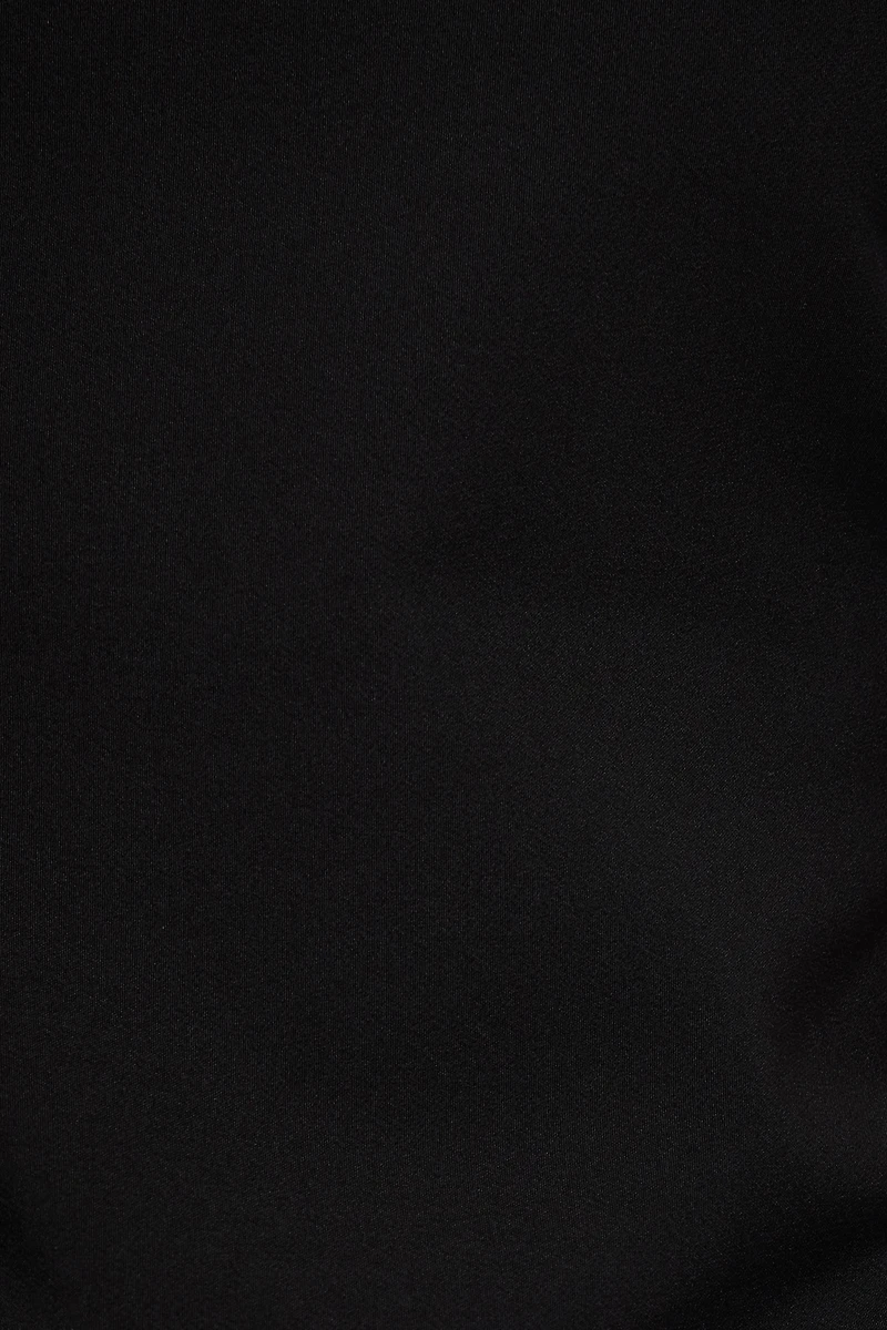 Haut style tablier à dos ouvert