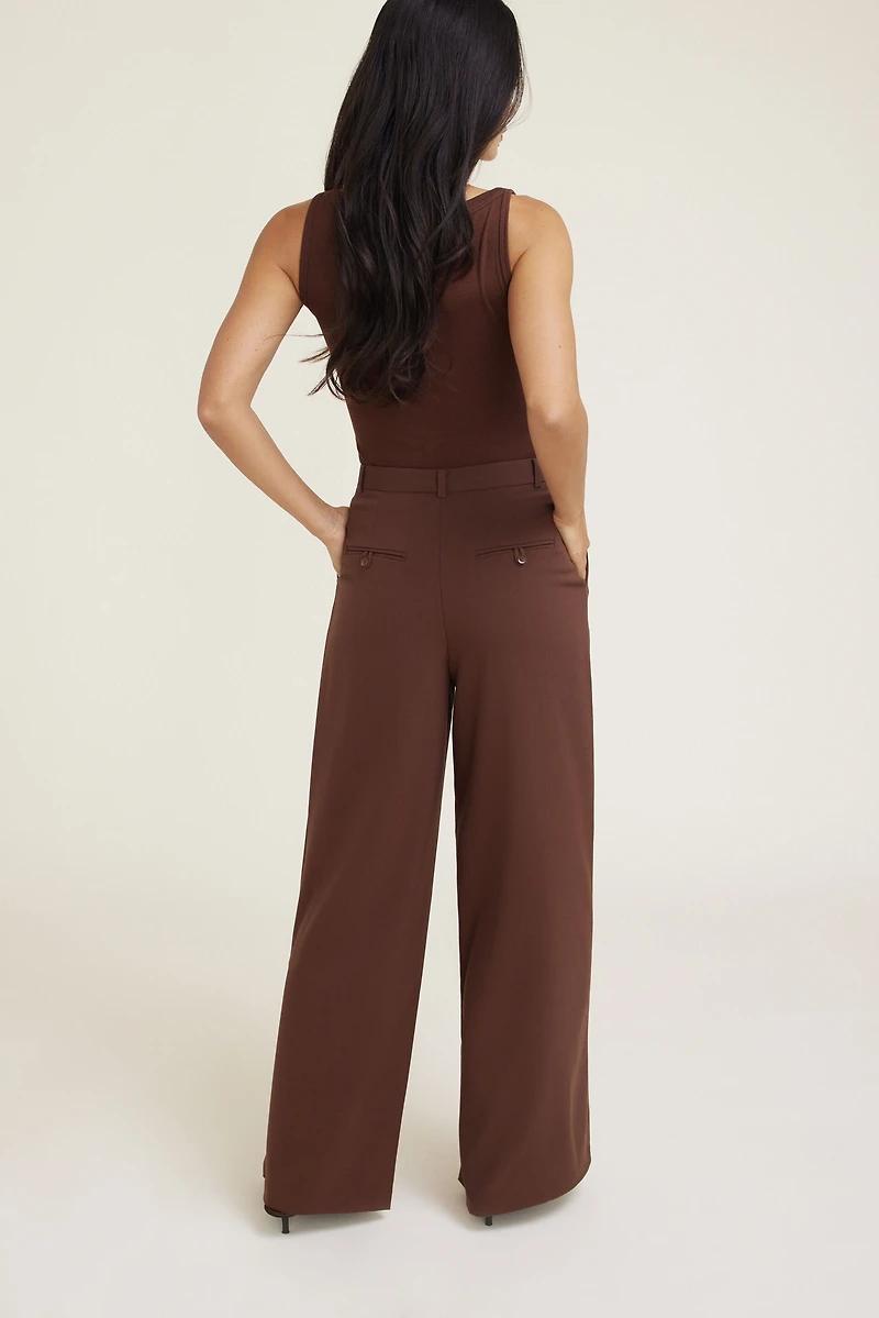 Pantalon plissé à jambe large