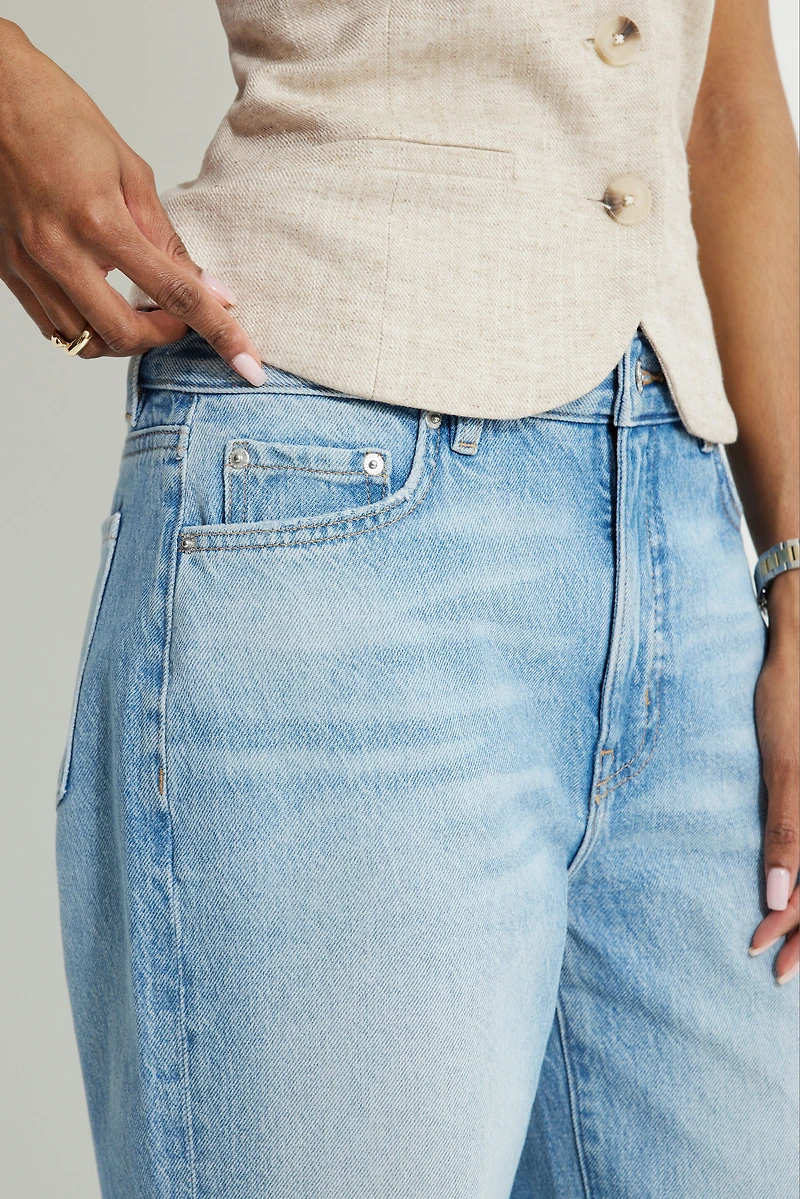 Sydney Mid Rise Baggy Fit Jeans