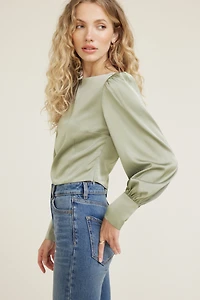 Blouse écourtée en satin à col bateau Faye