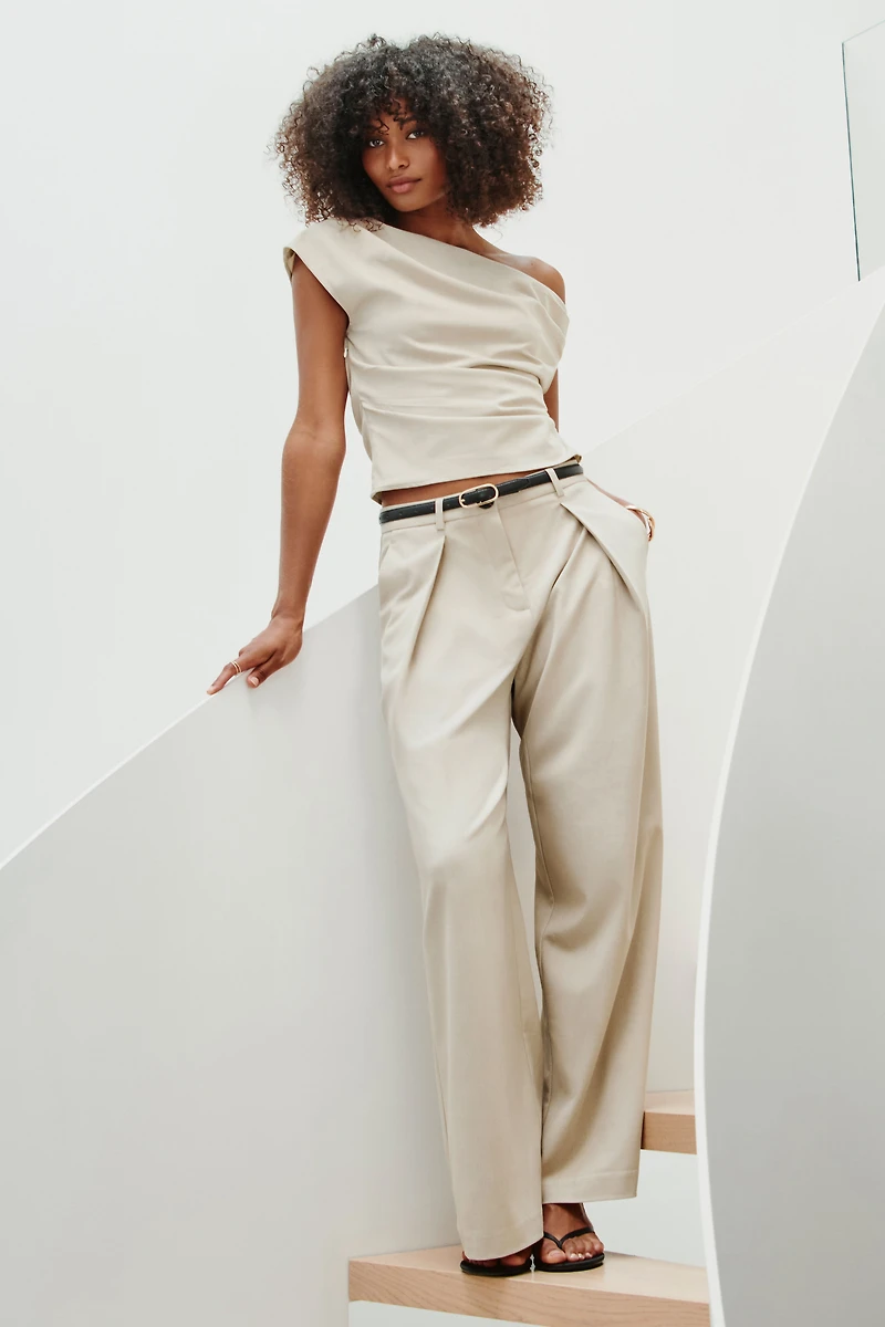 Pantalon plissé à jambe large