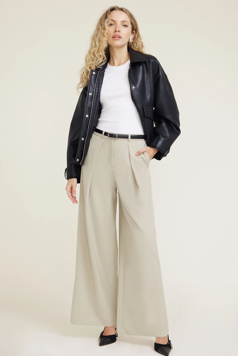 Pantalon plissé à jambe large