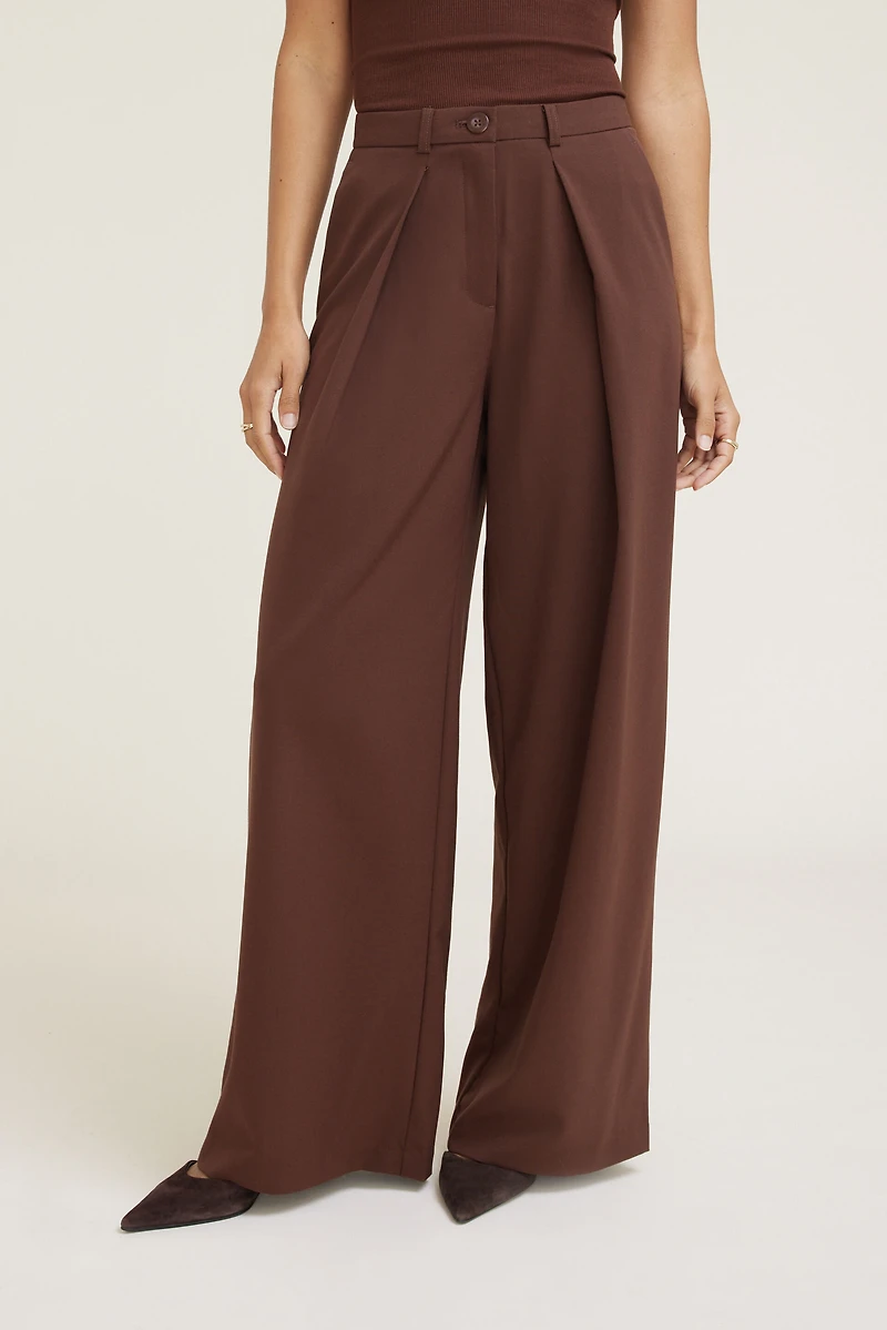 Pantalon plissé à jambe large