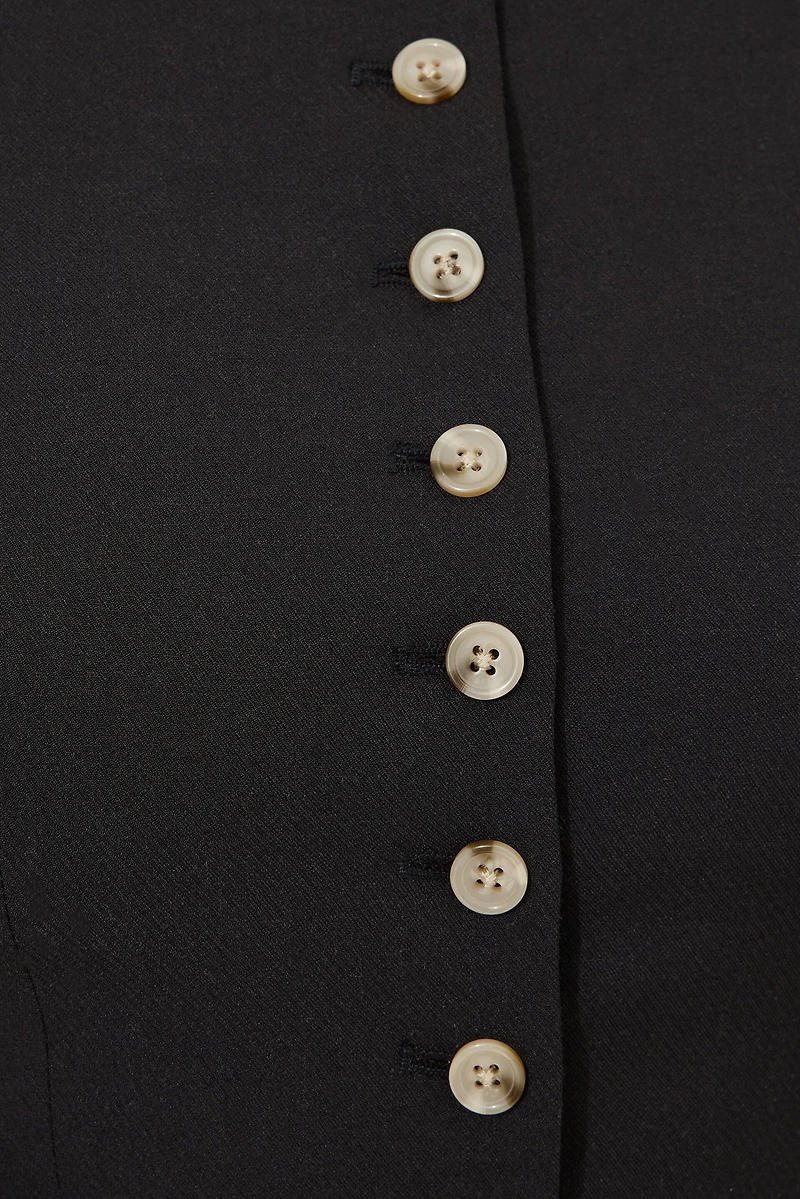 Round Neck Flyaway Vest