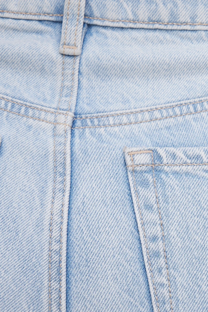 Jean Heidi à taille haute et jambe large