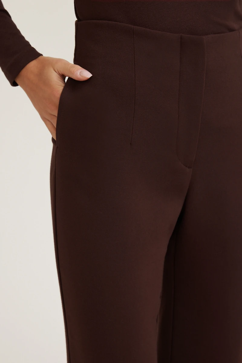 Pantalon ajusté à jambe semi-évasée Stevie