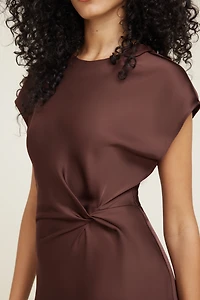 Minirobe nouée en satin