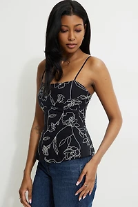 Camisole à basque et broderies