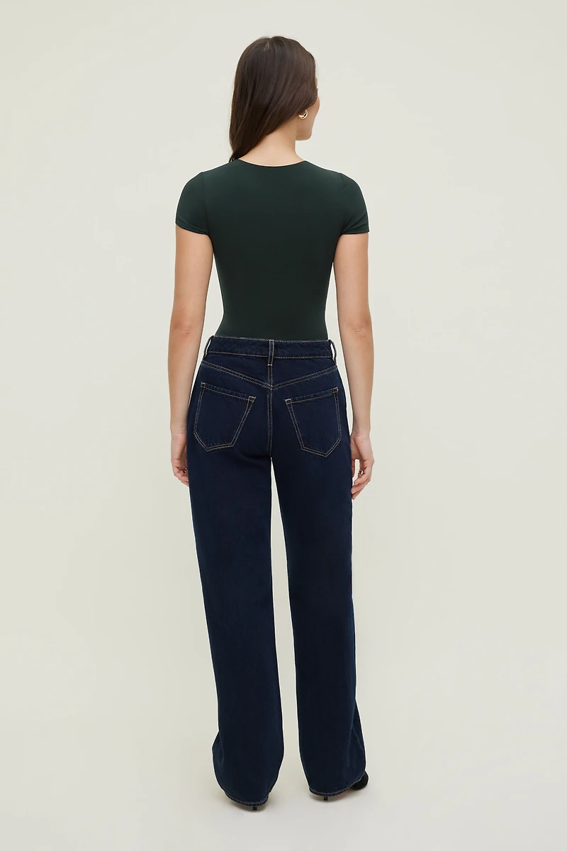 Justaucorps sculptant à col rond