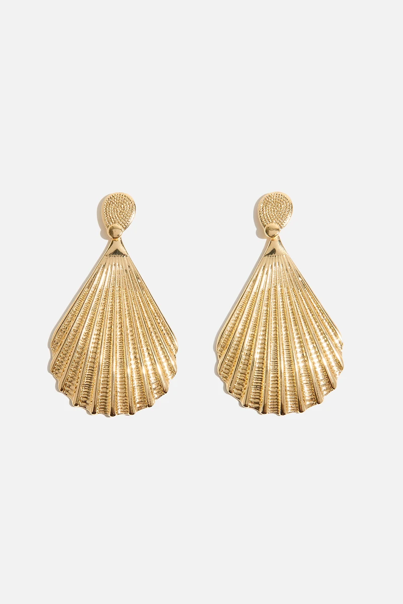 Pendants d’oreilles à gros coquillages