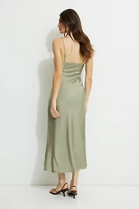 Robe maxi en satin Sage