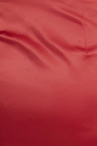 Minijupe en satin à boucle