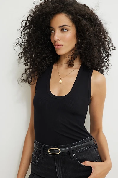 Camisole côtelée à encolure échancrée Hallie
