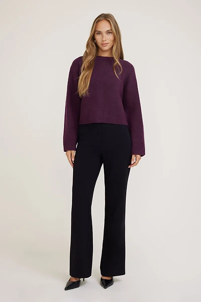 Chandail carré à col rond Jane