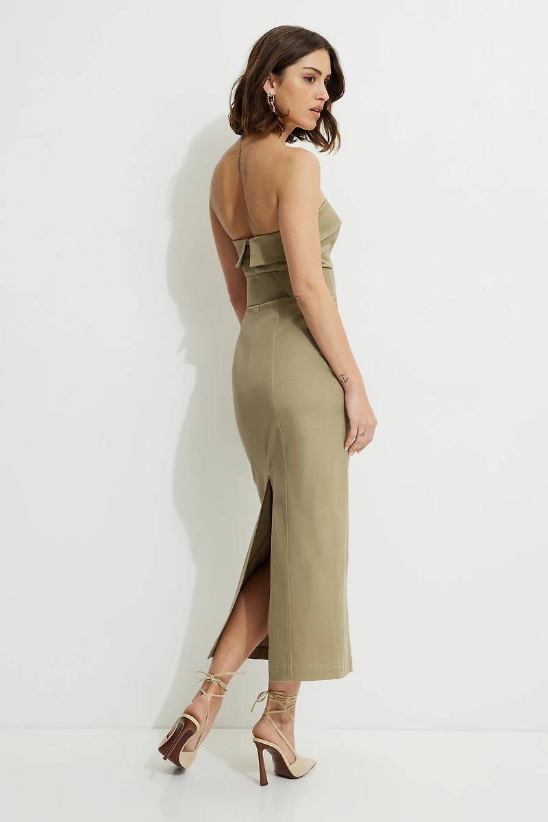 Robe tube midi ceinturée