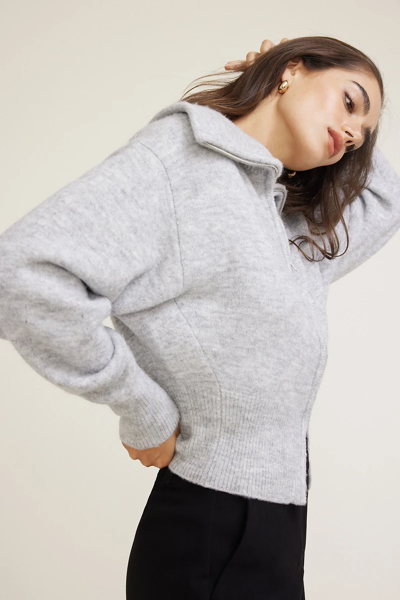 Wide Collar Zip Up Cardigan