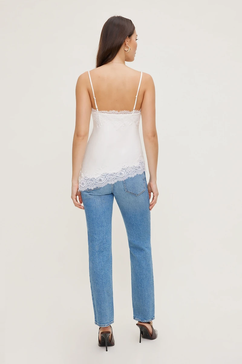 Camisole asymétrique en satin à bordure de dentelle Cassie