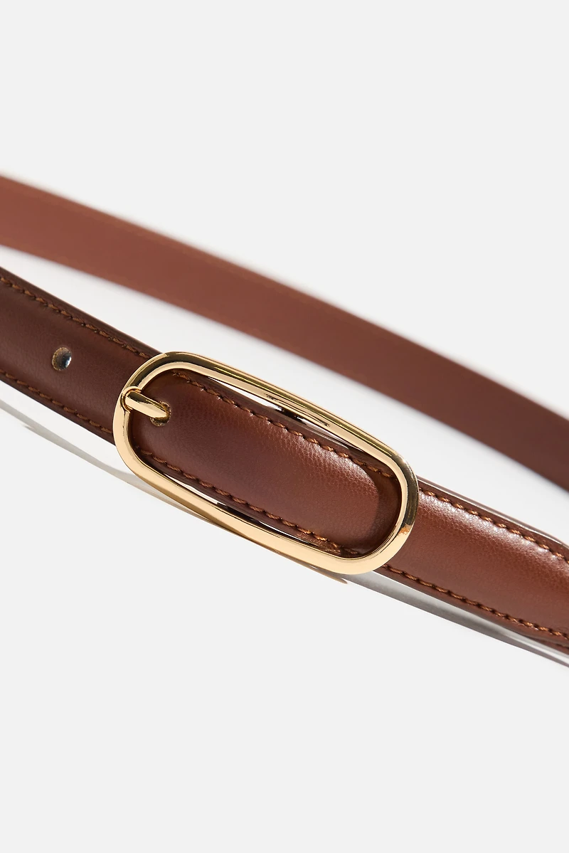 Ceinture très mince en faux cuir à boucle ovale