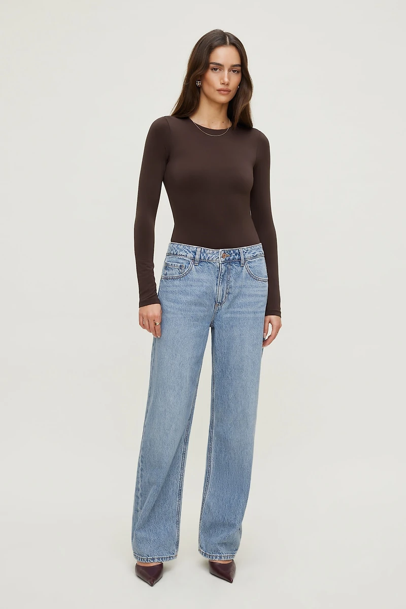 Justaucorps sculptant à col rond