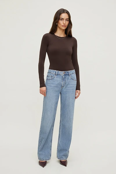 Justaucorps sculptant à col rond