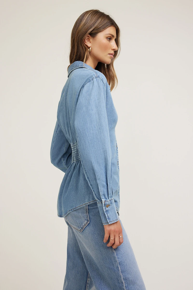Chemise à manches longues avec détails smockés