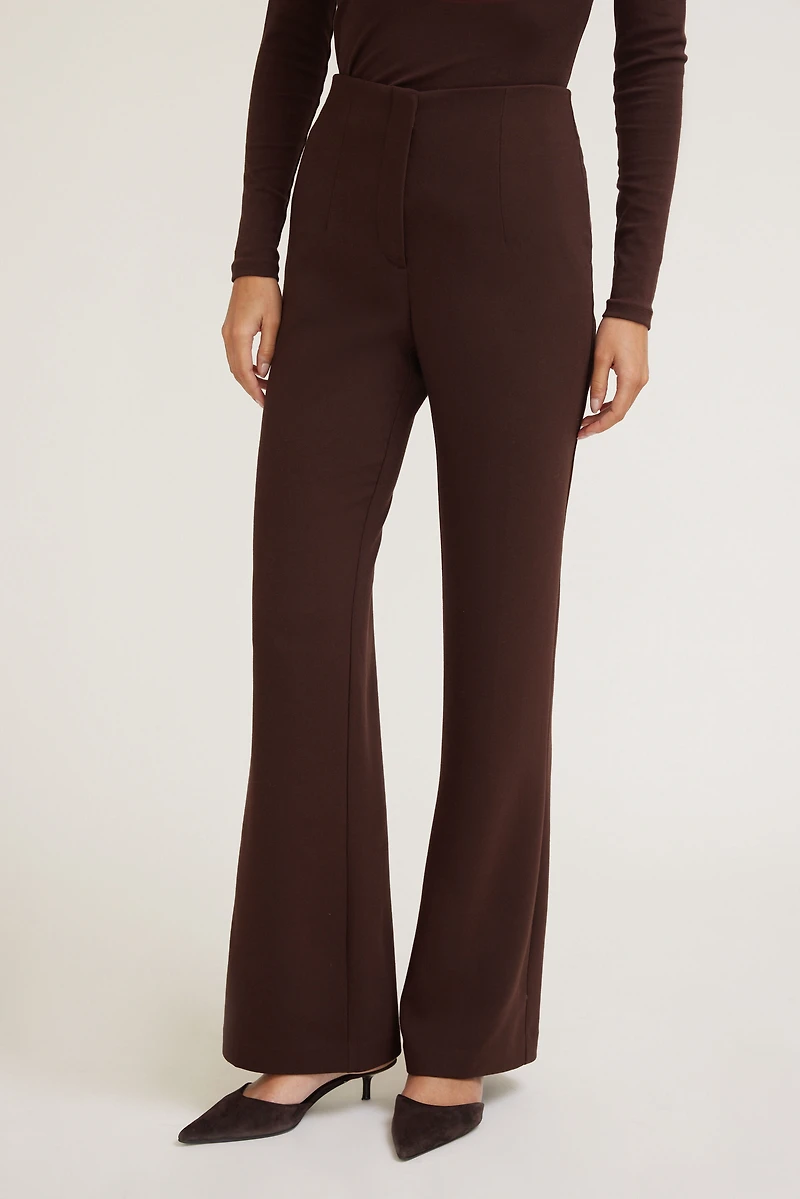 Pantalon ajusté à jambe semi-évasée Stevie