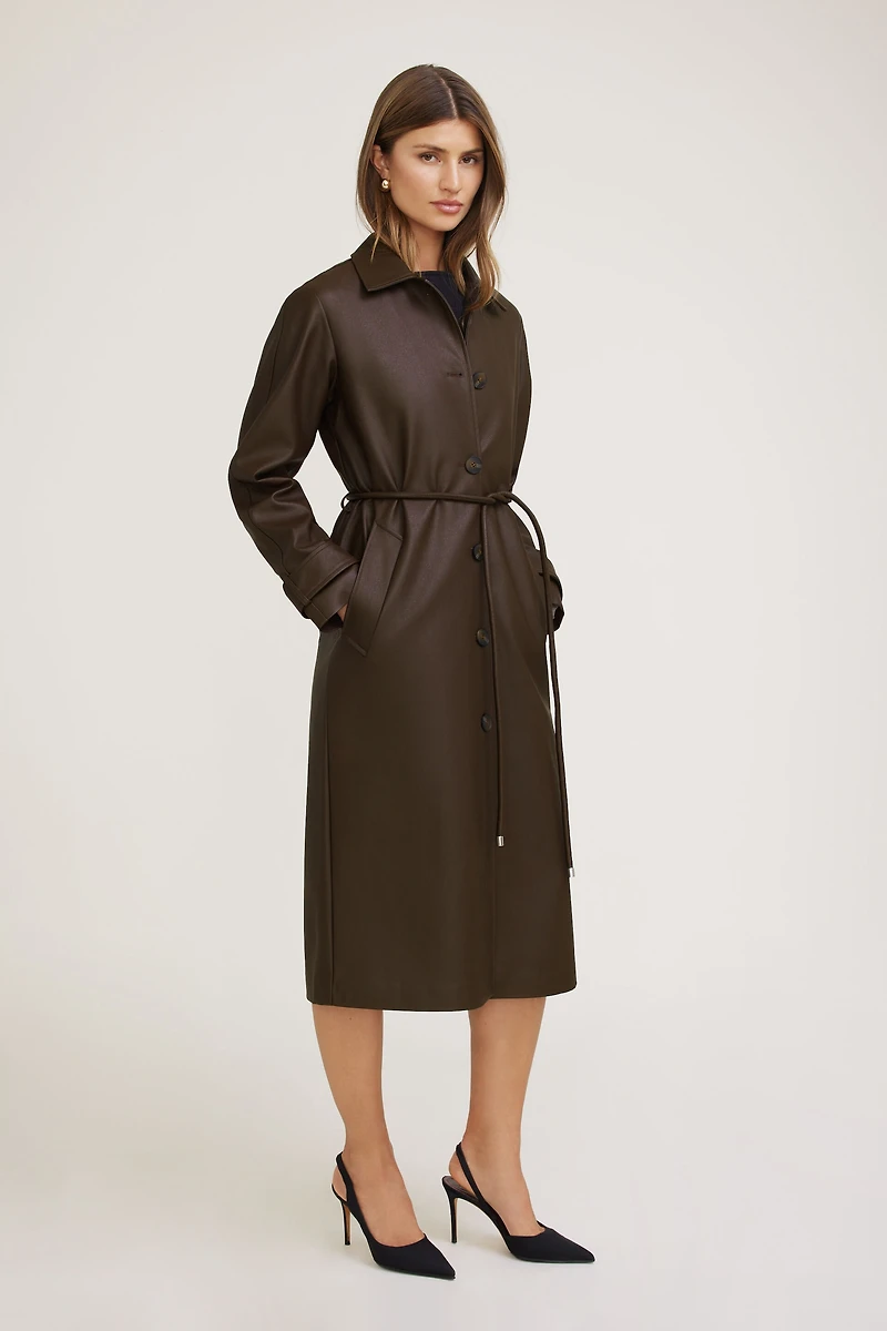 Imperméable en faux cuir