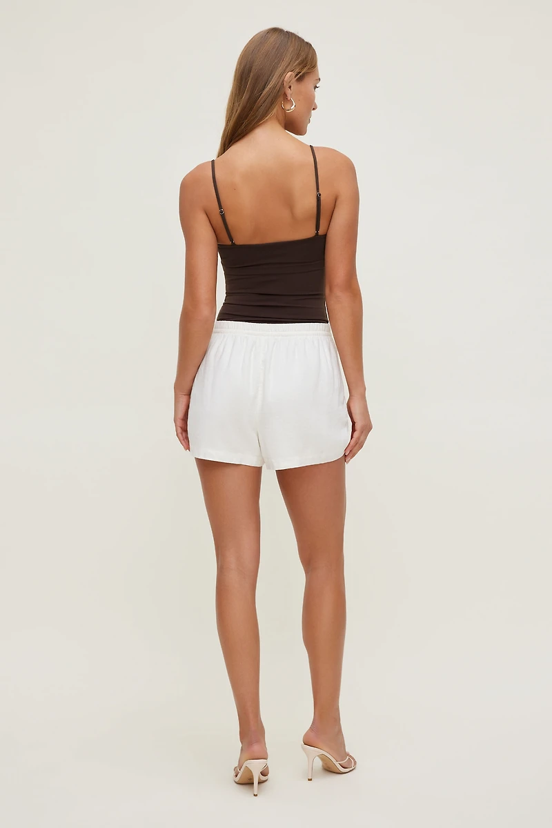 Justaucorps sculptant à col échancré