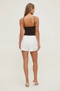 Justaucorps sculptant à col échancré