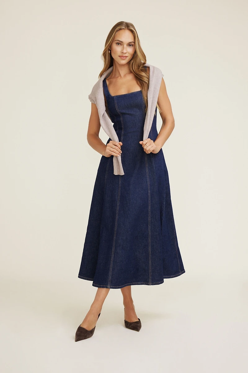 Robe maxi évasée en denim