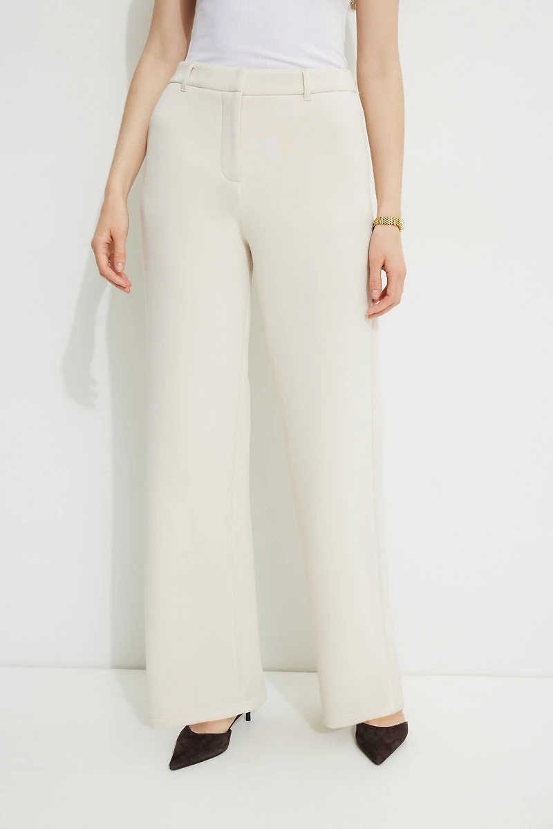 Pantalon Anywear à jambe droite en scuba