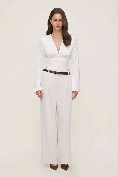 Blouse drapée en satin à col V