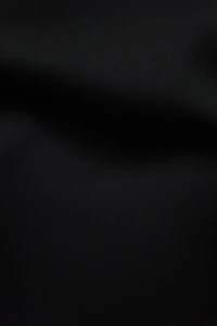 Blouse en satin à dos ouvert